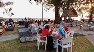 Recommendation: Top 5 Restaurants Near Padangbai Beach for an Unforgettable Dining Experience